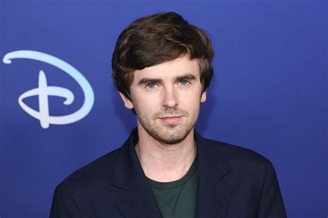 Freddie Highmore : Melhores filmes e séries